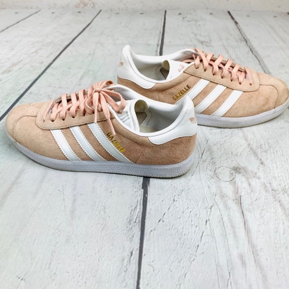 adidas Shoes - ADIDAS GAZELLE 61/2 sneakers pink/ white